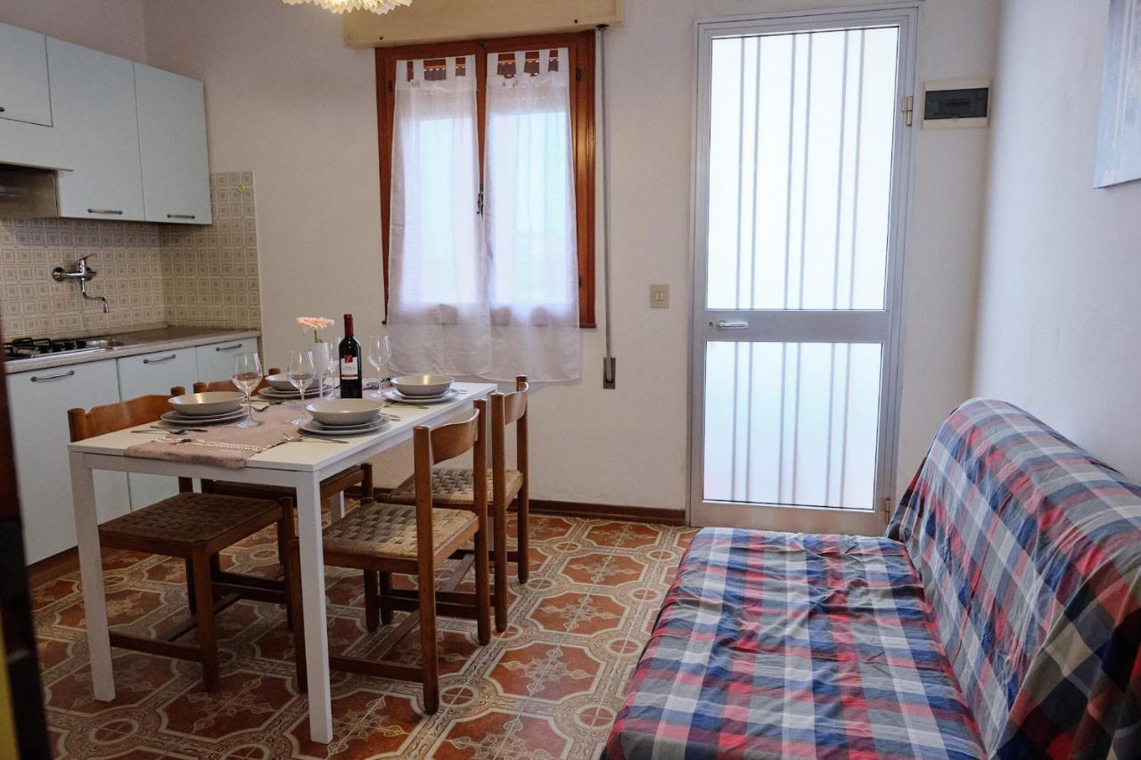 Peaceful Flat With Direct Beach Access Rosolina Mare Εξωτερικό φωτογραφία